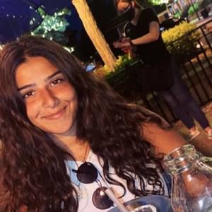 Meet your Posher, Lexi